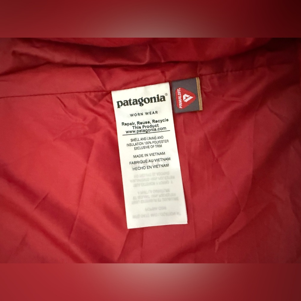 Patagonia Nano Puff Jacket in Catalan Coral Size XS - Picture 3 of 4